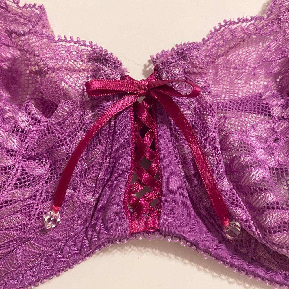 NWOT Victoria’s Secret Bra 34C - Picture 2 of 6